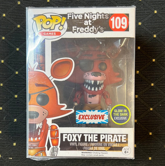 FIVE NIGHTS AT FREDDY'S - Foxy the Pirate Glow Exclusive #109