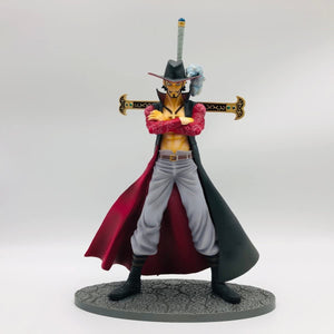 Banpresto Ichiban Kuji Final Battle Marineford B-Prize Mihawk Figure