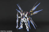 PG 1/60 ZGMF-X20A Strike Freedom Gundam Mobile Suit Gundam SEED DESTINY Kit